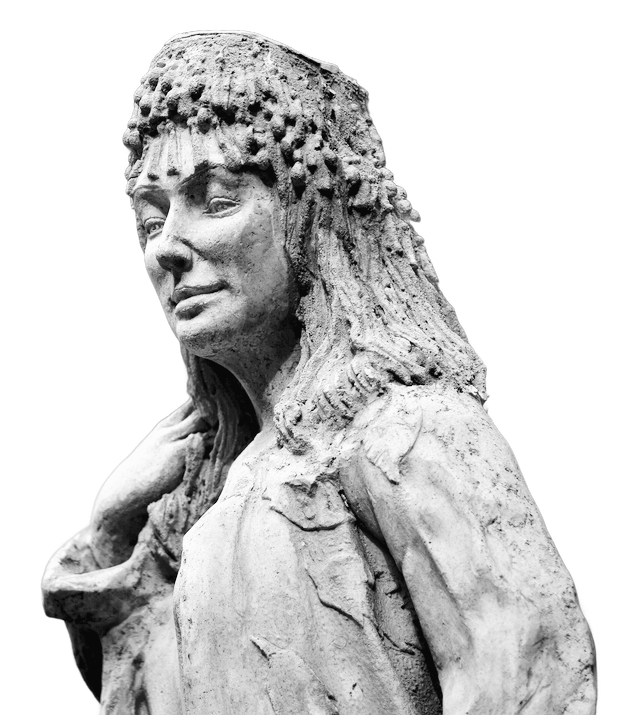 Statue of the Kurdish poet and historian Mastoureh Ardalan in Erbil